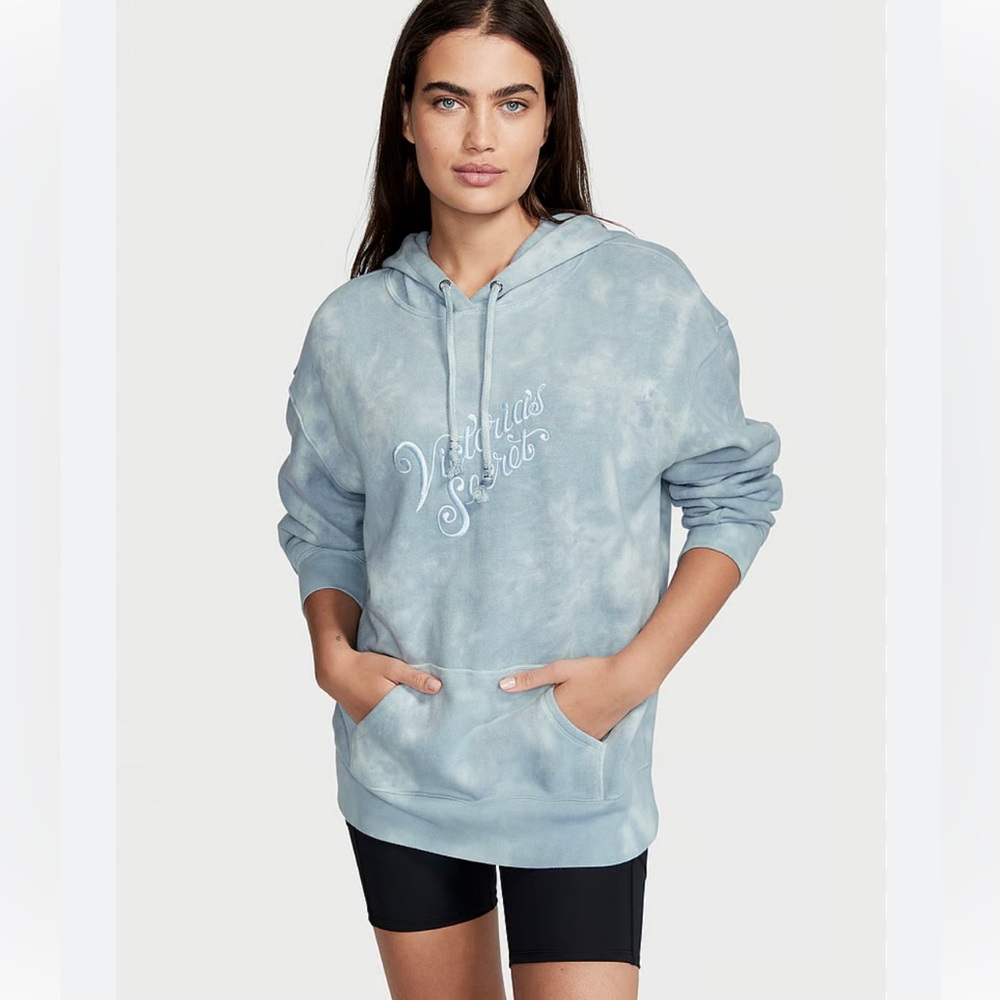 NWOT Never worn Victoria's Secret blue/white Tie-Dye Hoodie - Picture 1 of 3